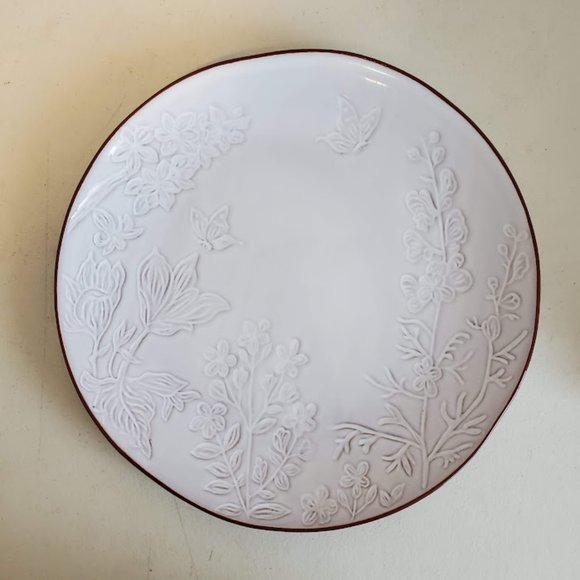 Pier 1 Terracotta White Glazed Dinner Plates 11" Impressed Floral Butterfly Set - Picture 10 of 13